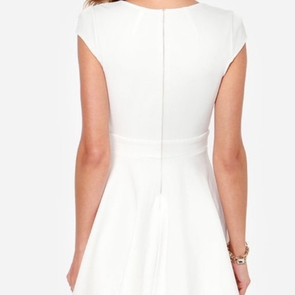 LULUS Exclusive Ivory Tulip Mini Dress Size XS - Picture 2 of 10